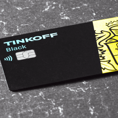 Тинькофф запускает наклейку для бесконтактной оплаты как альтернативу неработающему Apple Pay