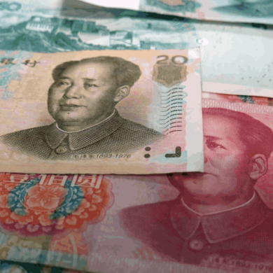 Малый и средний бизнес в РФ активно переходят на расчеты в юанях